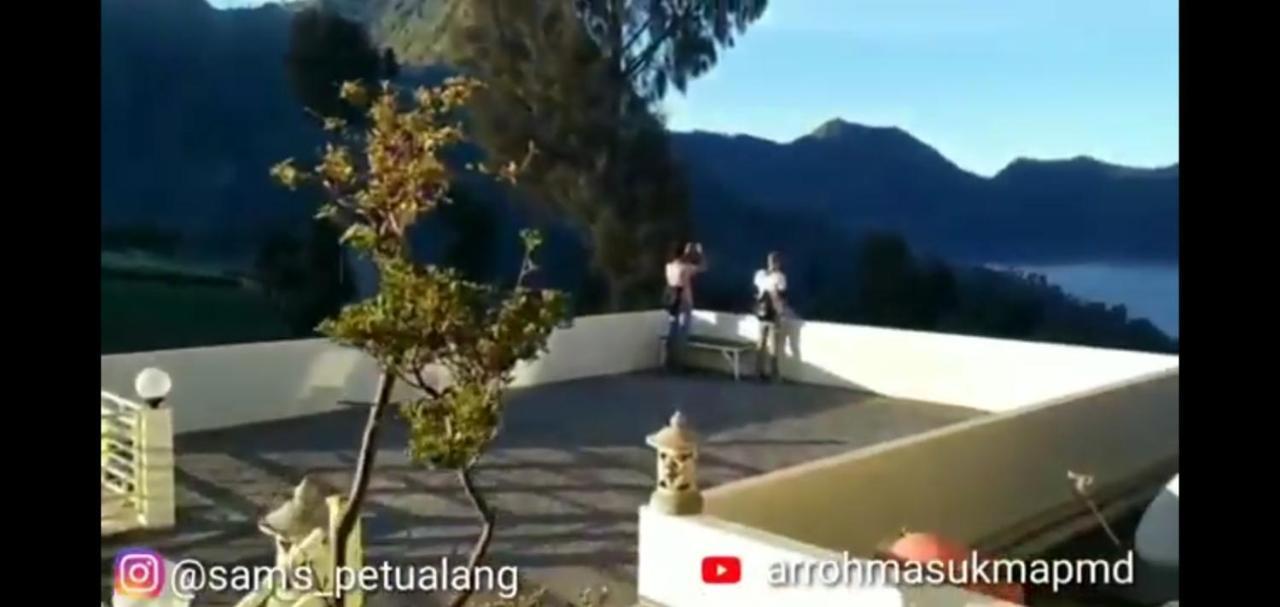 Bromo Otix Guest House Exterior photo